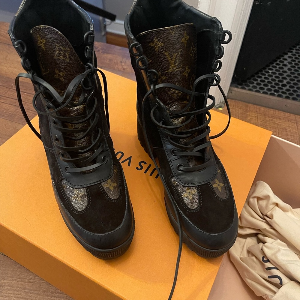 Louis Vuitton desert boots